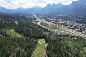 Silvertip 2nd Green Aerial